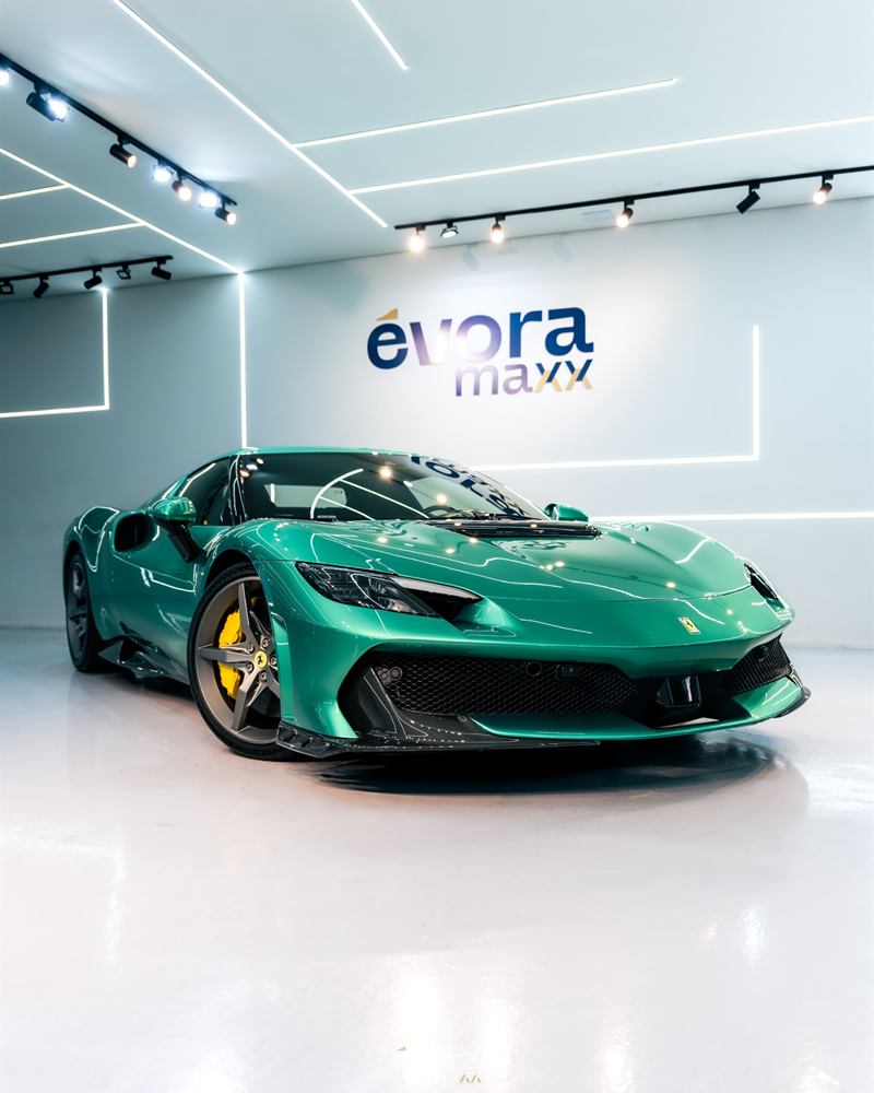 Ferrari 296 Speciale no estúdio da Évora Maxx em Moema