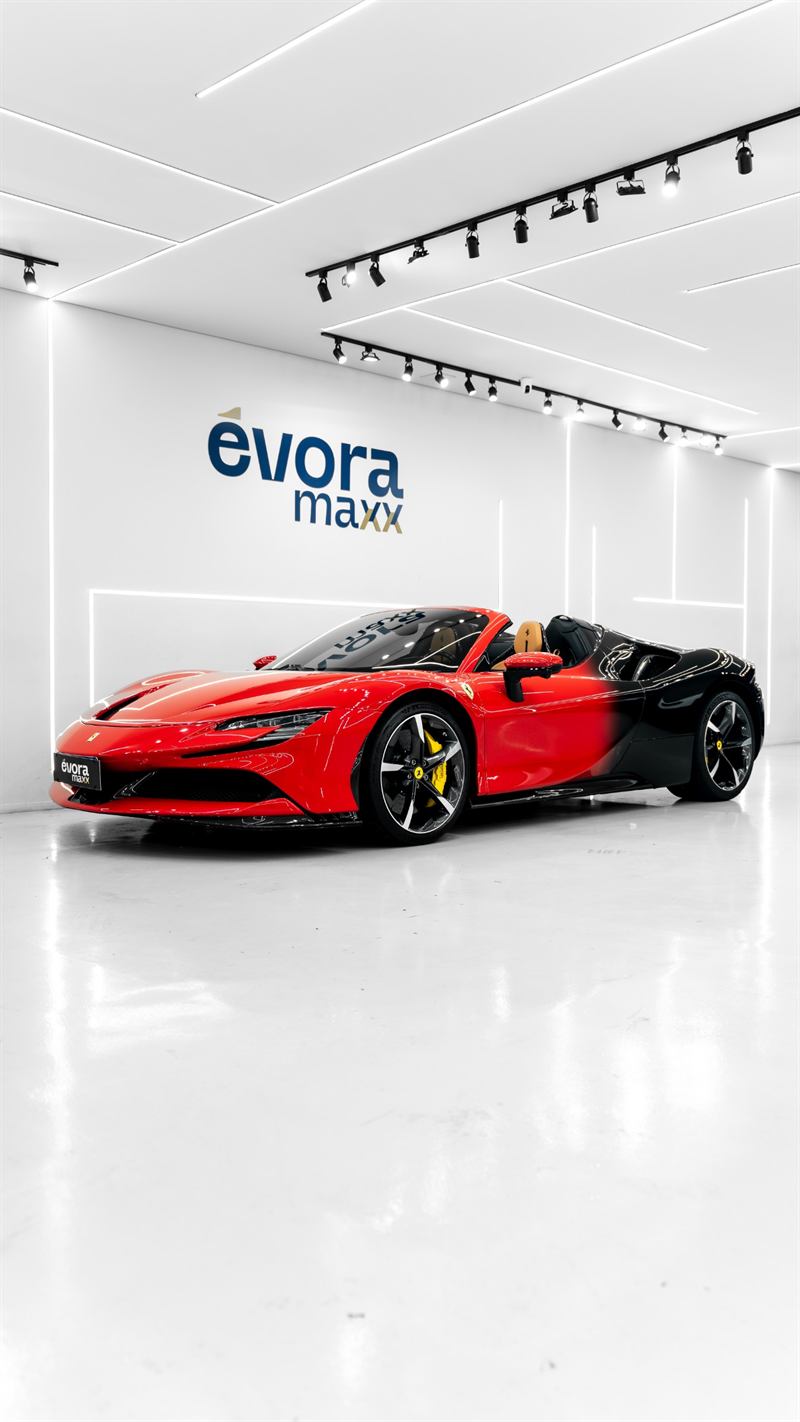 Ferrari SF90 Spider com PPF Degradê vermelho e preto no estúdio da Évora Maxx