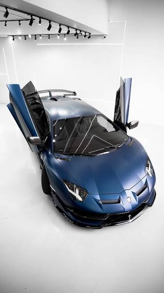 Lamborghini Aventador SVJ